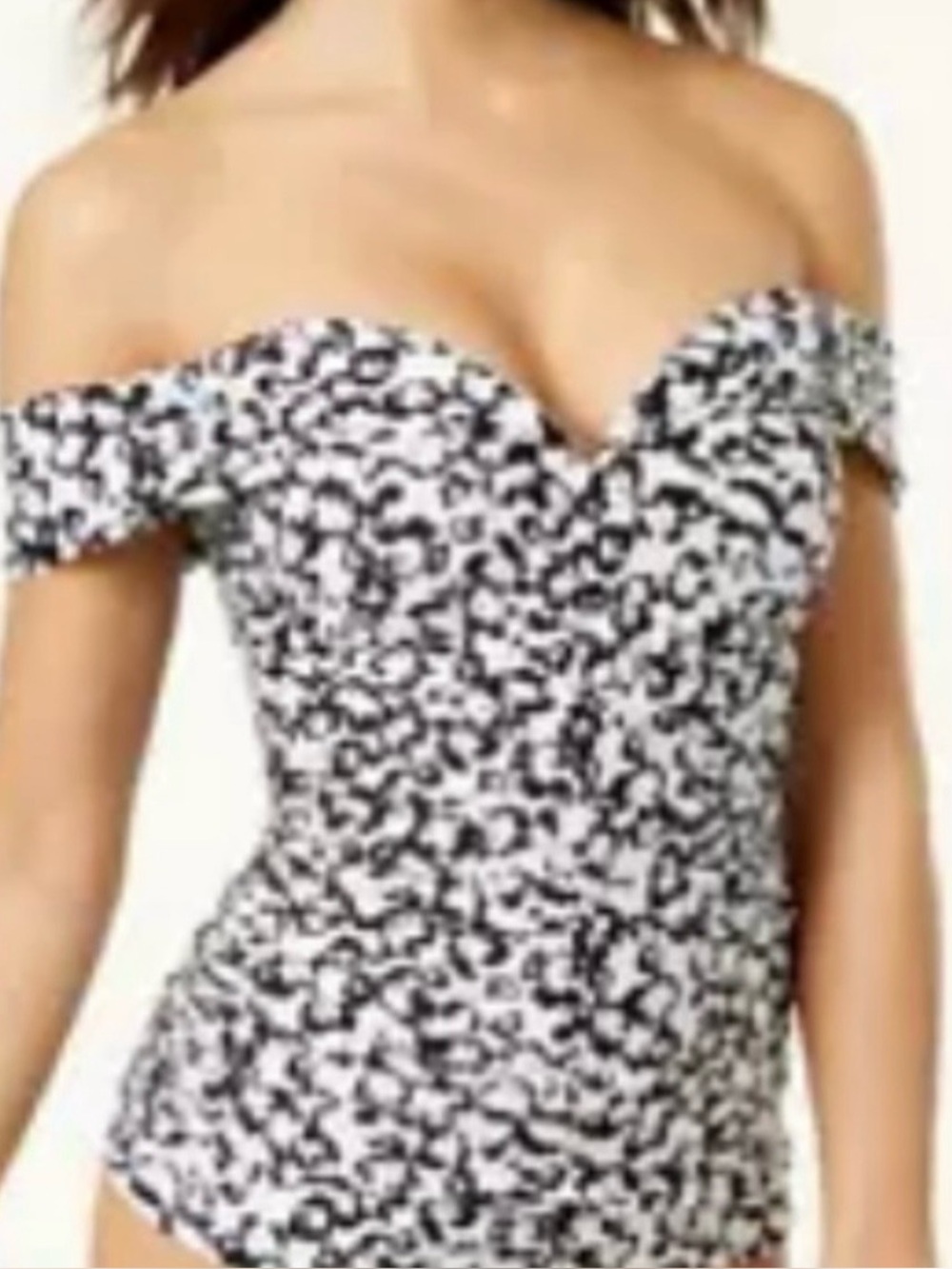 Island Escape Off-Shoulder Black and White Floral Printed Tankini Top